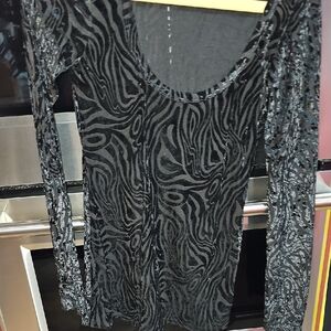 Elegant Black Long Sleeve Top